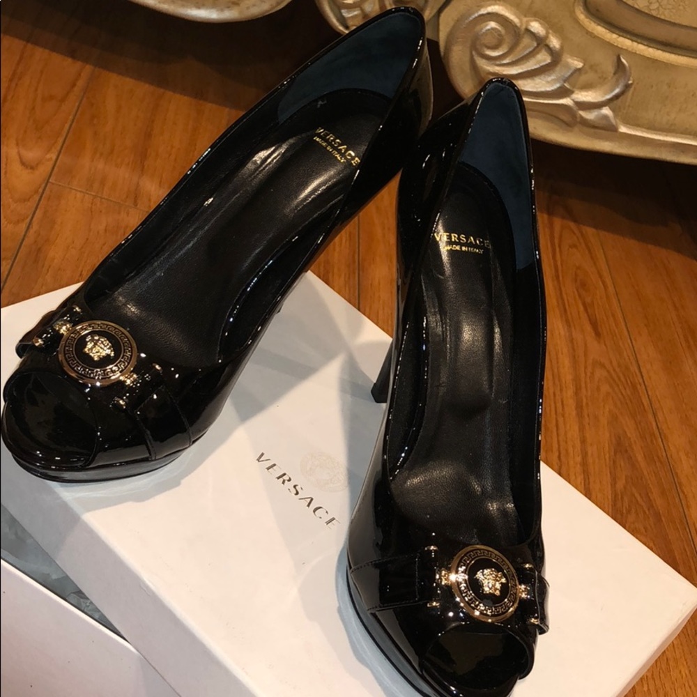 Versace Pump